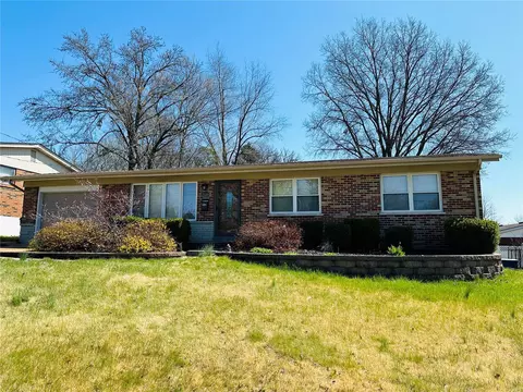 2604 Bryant Ave, Saint Louis, MO 63114