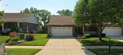 5715 Hillcamp Ct, Saint Louis, MO 63128