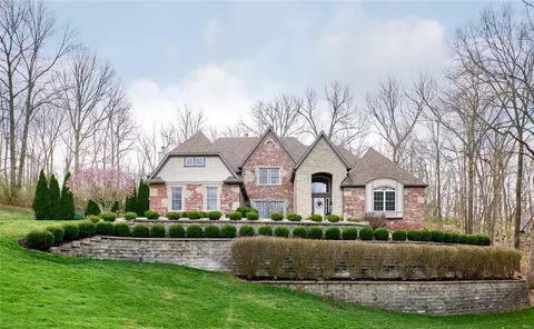 1418 Windgate Way Ln, Chesterfield, MO 63005