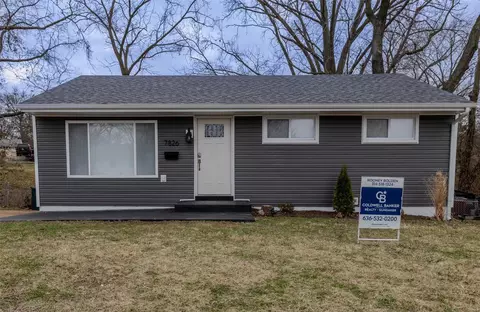 7826 Ellington Dr, Saint Louis, MO 63121