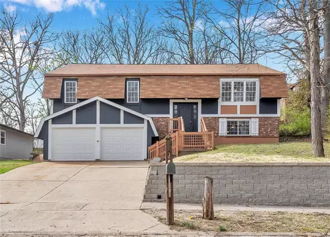 409 Montbrook Dr, O'fallon, MO 63366