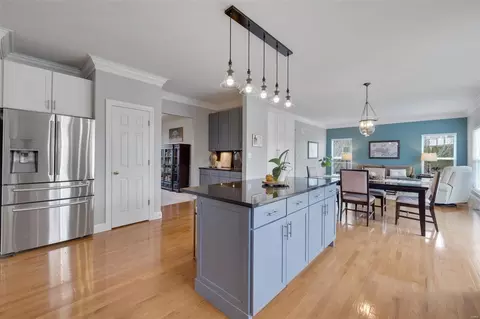 Kitchen - 222 Fox Haven Ct, O'fallon, MO 63368 photo 2 of 3