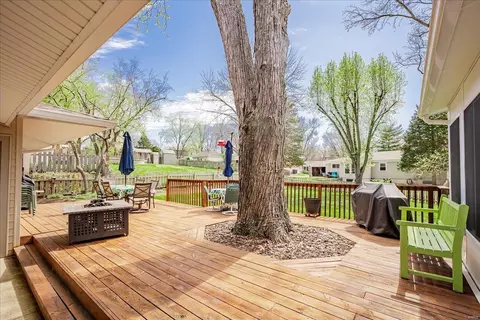 Exterior - 806 Big Bend Woods Dr, Manchester, MO 63021 photo 6 of 8