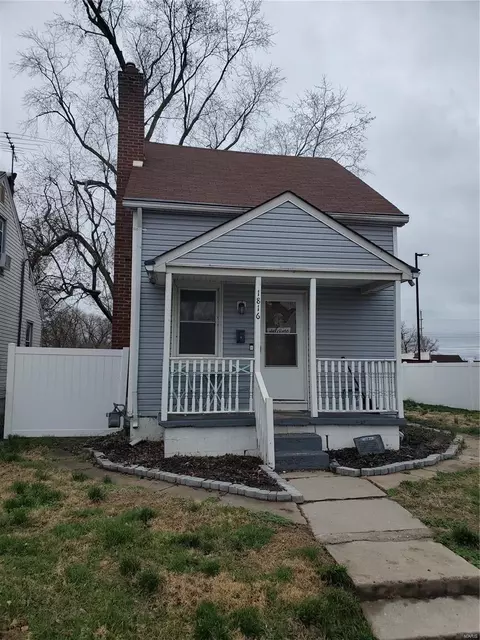 1816 N 3rd, Saint Charles, MO 63301