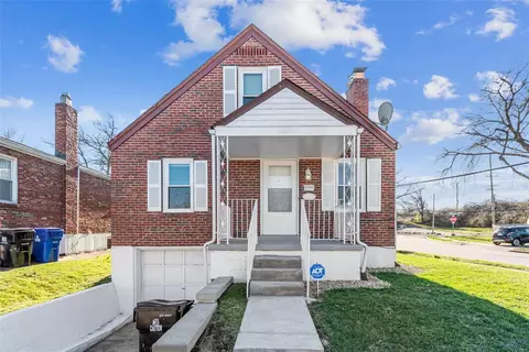 1467 Sheridan Dr, Saint Louis, MO 63132