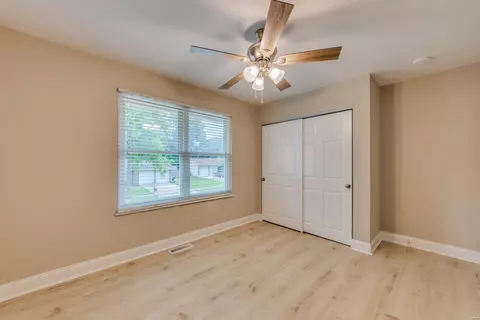 586 Bridgebend Rd, Ballwin, MO 63021 photo 25