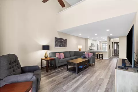 Living - 105 Cascade Circle Dr, Ballwin, MO 63021 photo 2 of 7