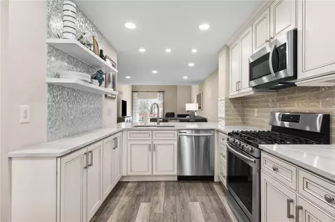 Kitchen - 105 Cascade Circle Dr, Ballwin, MO 63021 photo 1 of 4