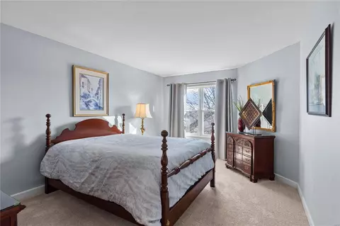 Bedroom - 105 Cascade Circle Dr, Ballwin, MO 63021 photo 2 of 3