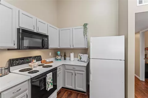Kitchen - 1618 Forest Springs Ln #D, Ballwin, MO 63021 photo 3 of 4