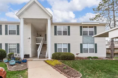 63 Sugar Ridge Ct #82ND, Saint Peters, MO 63376