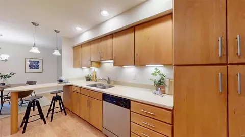 Kitchen - 337 Fox Village Ct, Ballwin, MO 63021 photo 3 of 4
