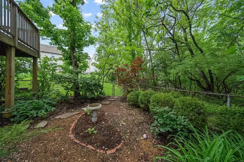 Exterior - 337 Fox Village Ct, Ballwin, MO 63021 photo 7 of 11
