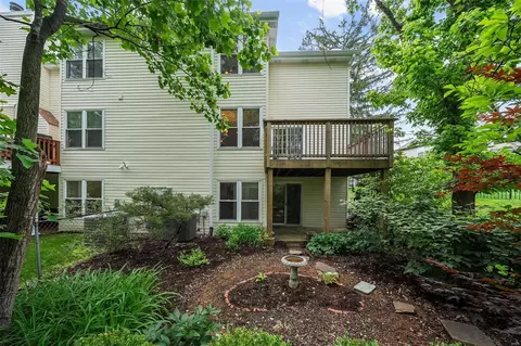 Exterior - 337 Fox Village Ct, Ballwin, MO 63021 photo 3 of 11