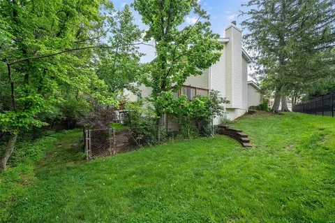 Exterior - 337 Fox Village Ct, Ballwin, MO 63021 photo 10 of 11