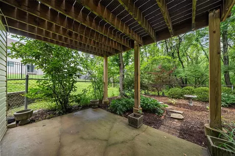 Exterior - 337 Fox Village Ct, Ballwin, MO 63021 photo 8 of 11