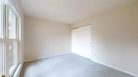 Bedroom - 337 Fox Village Ct, Ballwin, MO 63021 photo 2 of 5