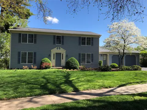 14559 Burnley Ct, Chesterfield, MO 63017