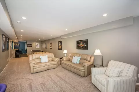 Living - 204 Magnolia Trace Dr, Ballwin, MO 63021 photo 4 of 5