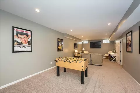 Living - 204 Magnolia Trace Dr, Ballwin, MO 63021 photo 5 of 5