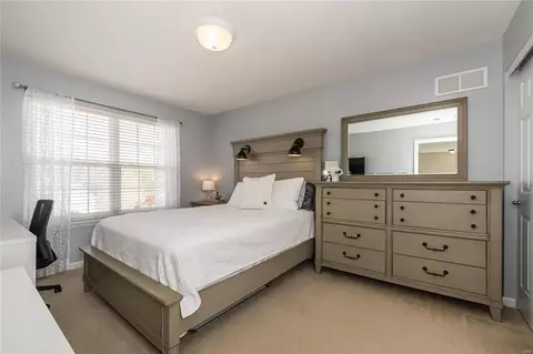 Bedroom - 204 Magnolia Trace Dr, Ballwin, MO 63021 photo 5 of 6