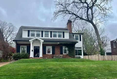 7062 Lindell Blvd, Saint Louis, MO 63130