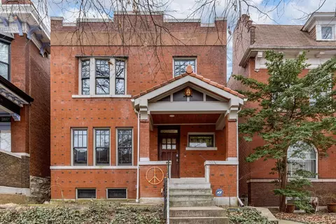 3862 Connecticut St, Saint Louis, MO 63116
