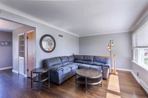 Living - 9501 Koerber Ln, Affton, MO 63123 photo 1 of 3