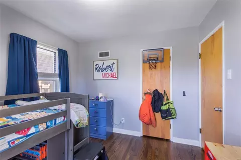 Bedroom - 9501 Koerber Ln, Affton, MO 63123 photo 2 of 4