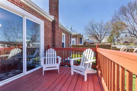 Exterior - 9501 Koerber Ln, Affton, MO 63123 photo 3 of 5