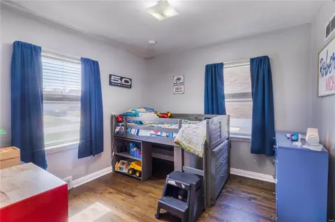 Bedroom - 9501 Koerber Ln, Affton, MO 63123 photo 1 of 4