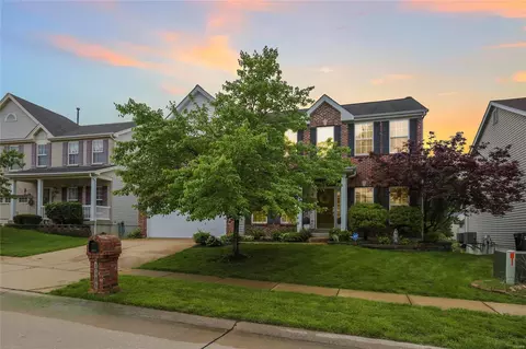 3312 Walworth Way Dr, Saint Louis, MO 63129
