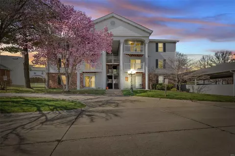 4539 Little Rock Rd #G, Saint Louis, MO 63128