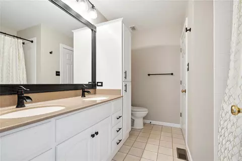 Bath - 17618 Ailanthus Dr, Wildwood, MO 63005 photo 2 of 5