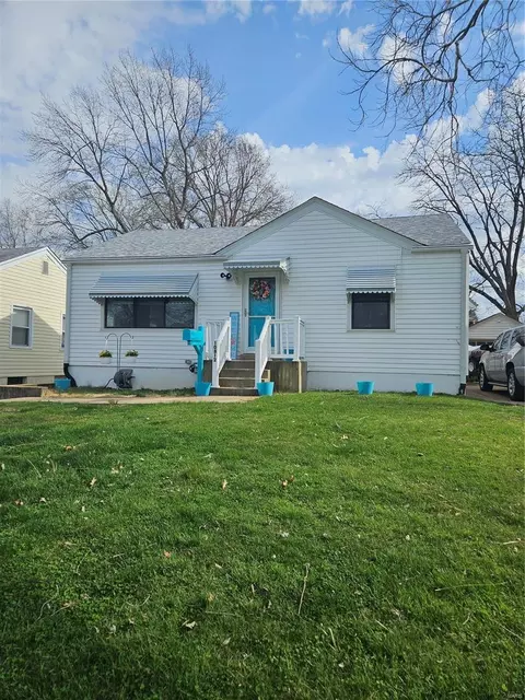 10812 Saint Xavier, Saint Ann, MO 63074