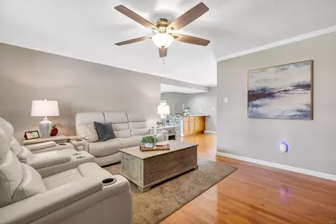 Living - 302 Forest Hills Dr, Eureka, MO 63025 photo 1 of 3