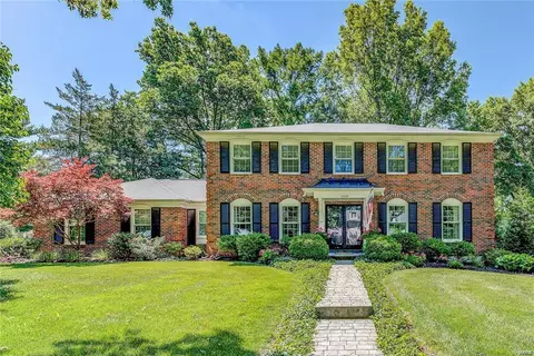 14606 Brittania Dr, Chesterfield, MO 63017