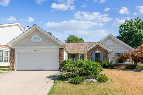 15551 Chaste St, Florissant, MO 63034