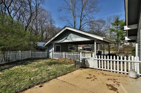 Exterior - 415 Briarhill Dr, Ballwin, MO 63021 photo 9 of 14