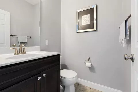 Bath - 5008 Eagle Wing Ct, Eureka, MO 63025 photo 1 of 5
