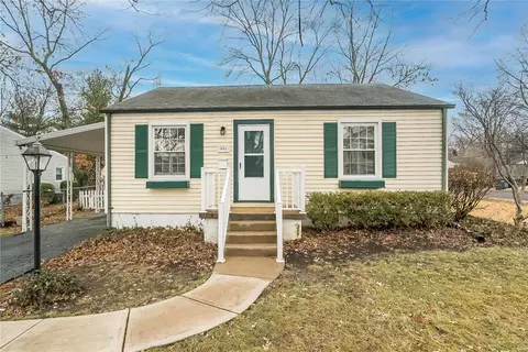 435 Venneman Ave, Saint Louis, MO 63122