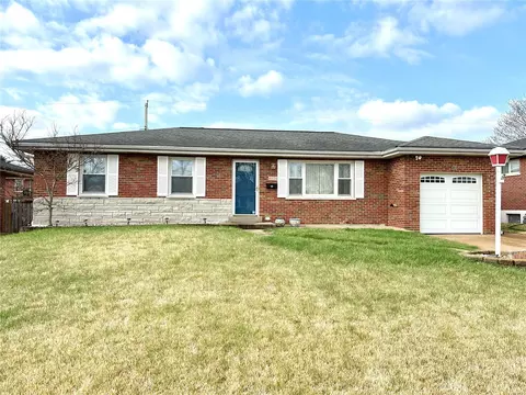 4126 Rutherford Dr, Saint Louis, MO 63125