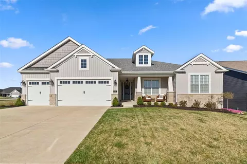 101 Far Meadow Dr, Lake Saint Louis, MO 63367