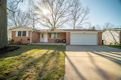 Exterior - 709 Wild Walnut Ln, Manchester, MO 63021 photo 2 of 6