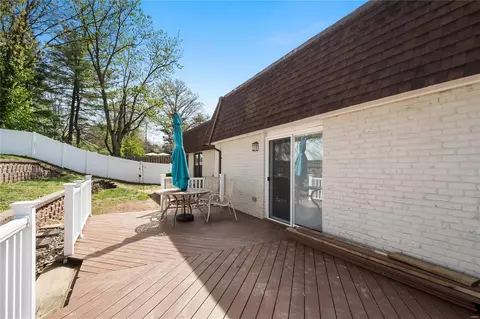 Exterior - 7 Grellnor Pl, Manchester, MO 63011 photo 6 of 6