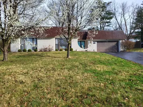 7 Grellnor Pl, Manchester, MO 63011