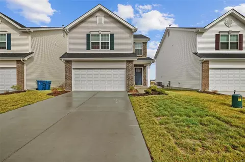 120 Baycrest Ct, Saint Charles, MO 63301