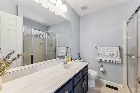 Bath - 1203 Richland Meadows Dr, Ballwin, MO 63021 photo 1 of 2