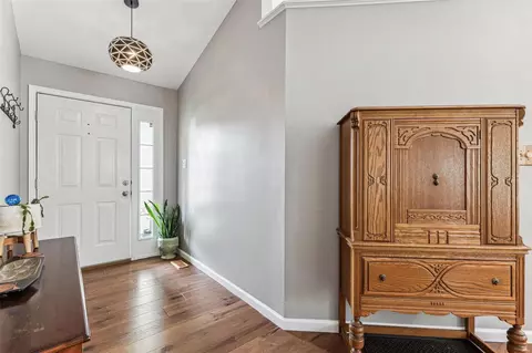Entry Way - 1203 Richland Meadows Dr, Ballwin, MO 63021 photo 2 of 3