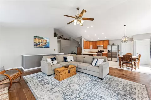 Living - 1203 Richland Meadows Dr, Ballwin, MO 63021 photo 3 of 3